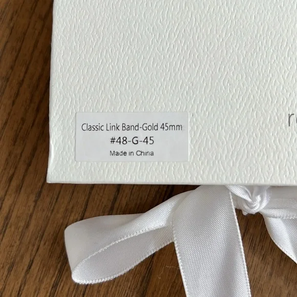 NEW Goldenerre Classic Link Apple Band - Gold 45mm - Picture 4 of 8